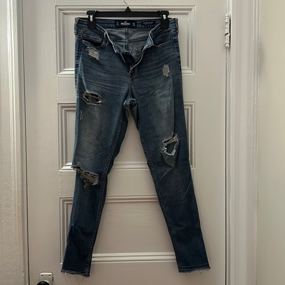 Hollister High Rise Distressed Super Skinny Jeans 7R (W:28 L:30)